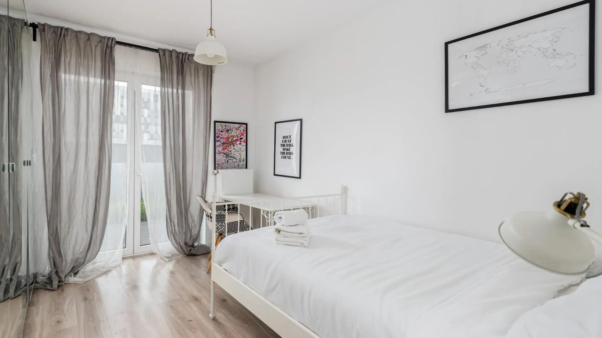 Rogozinskiego 2-Bedroom Apartment Krakow 0*,  Poland